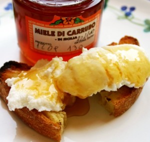 carob honey from Sicily